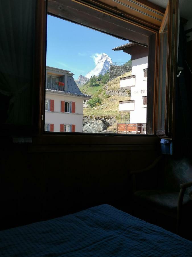 Petit Helvetia Budget Hotel Zermatt Kültér fotó
