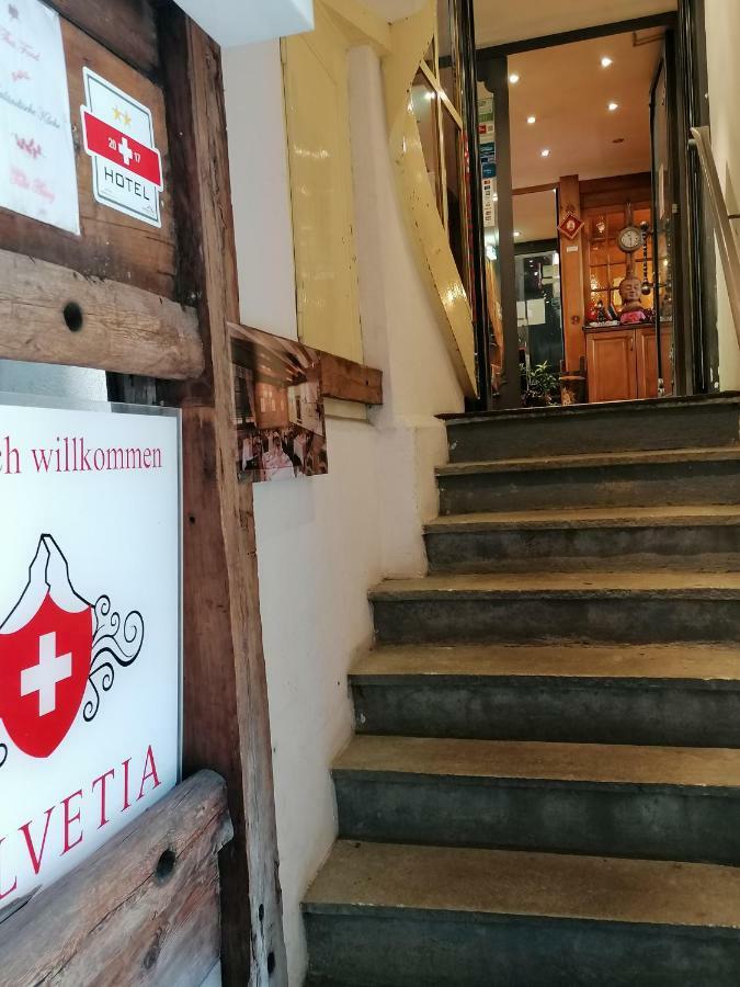 Petit Helvetia Budget Hotel Zermatt Kültér fotó